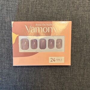 Vamony Press On Nails - Purple